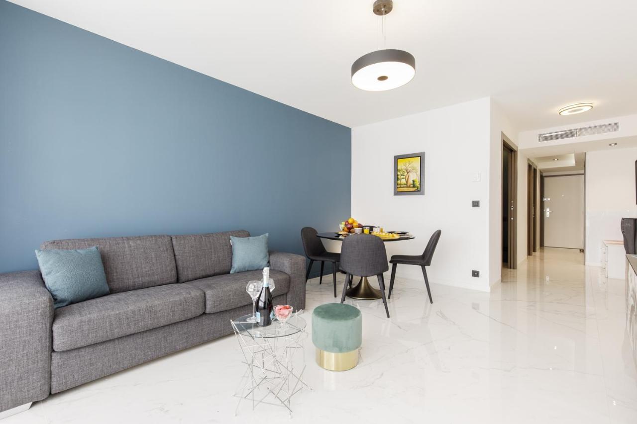 Apartment Gray D'albion 3i7 Yourhosthelper *