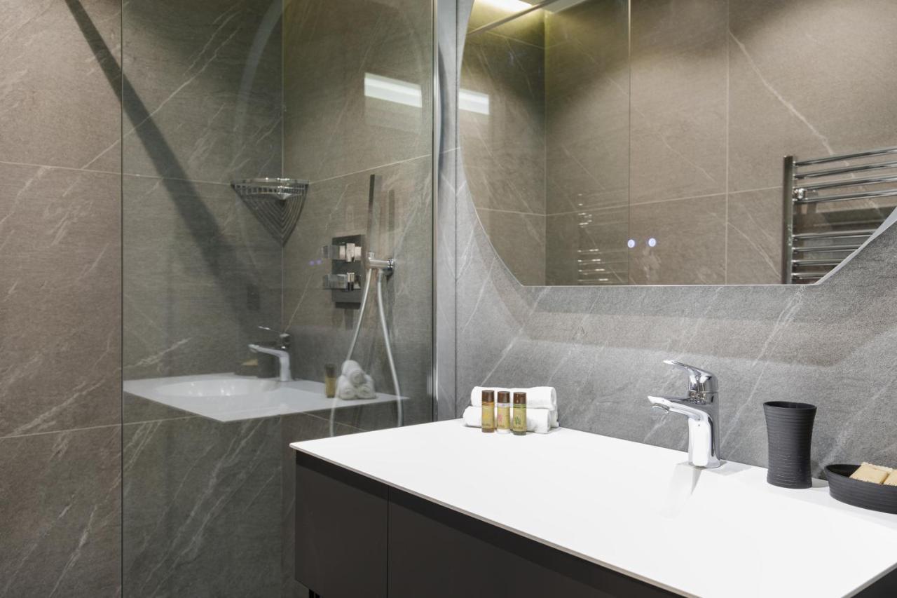 Apartment Gray D'albion 3i7 Yourhosthelper *